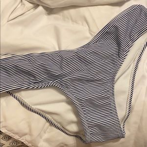 Swimsuit/ bikini bottoms